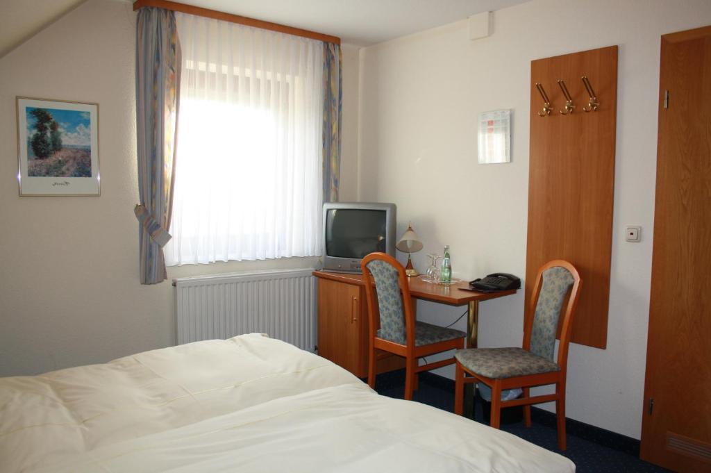 Hotel Zur Waage Bad Muenstereifel Exterior foto